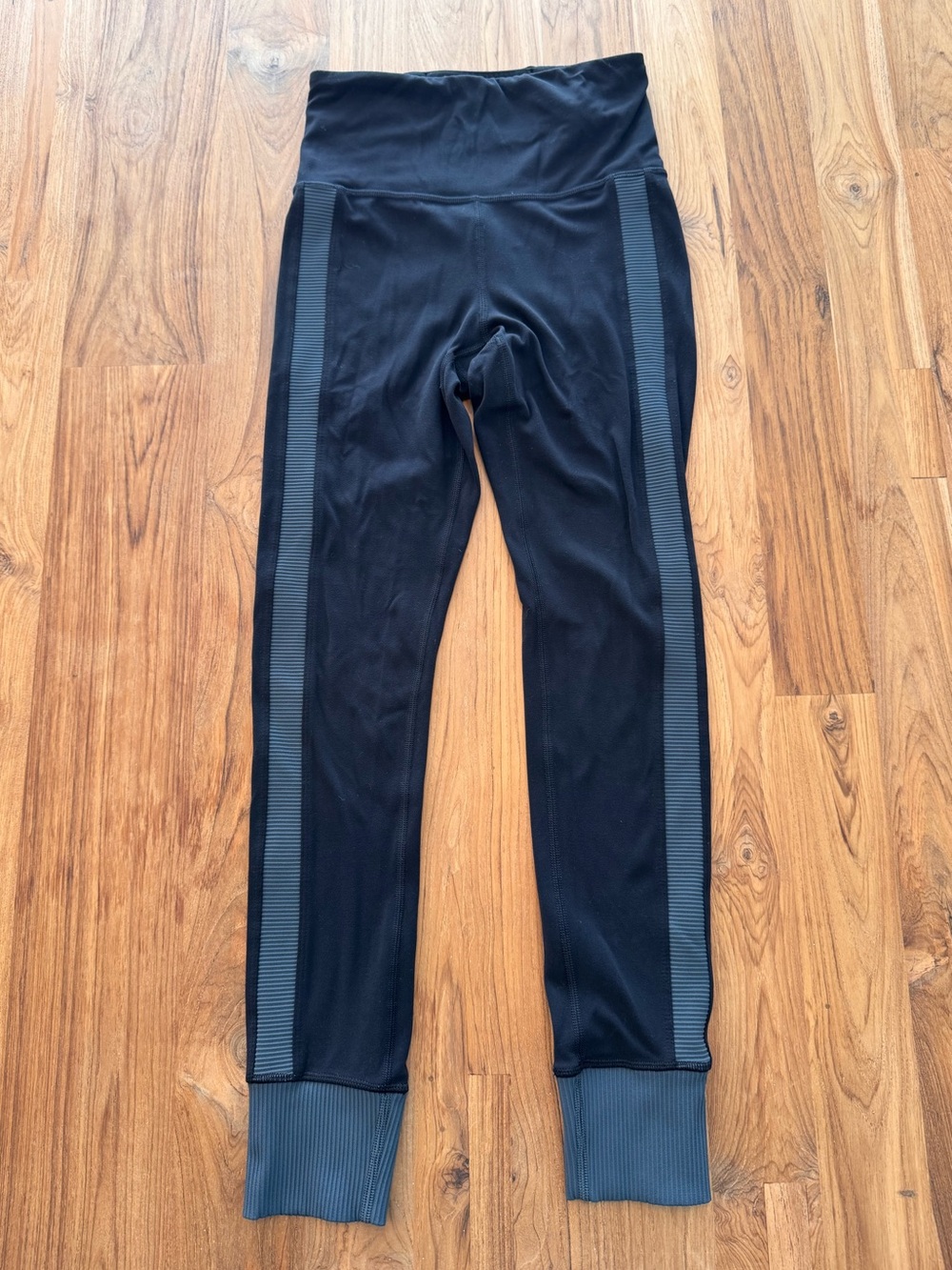 Athleta Elation Rib Trim 7/8 Leggings Women’s XXS Black & Grey
